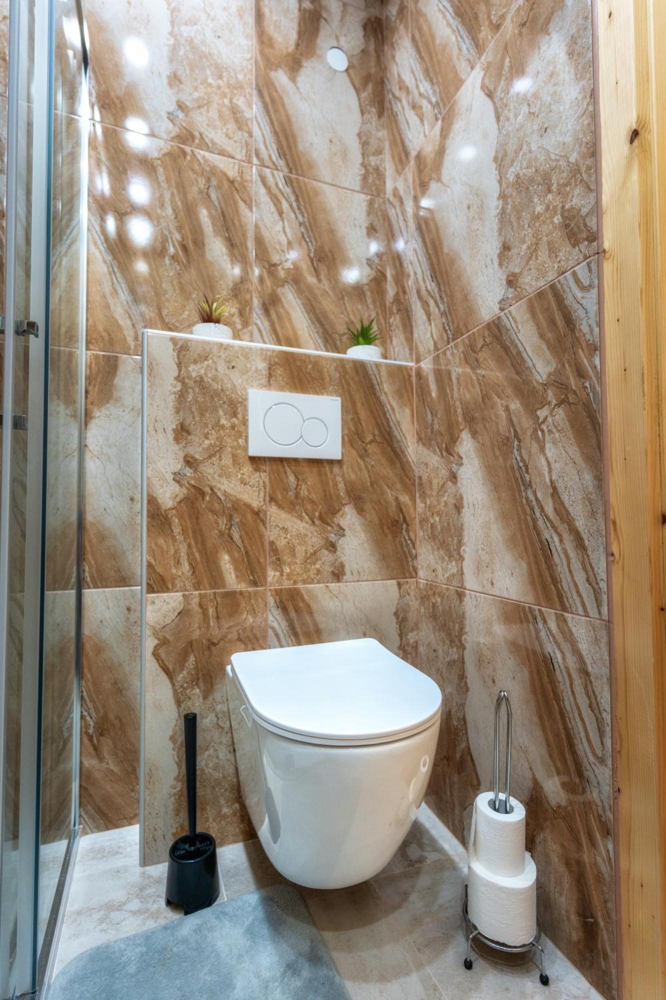 Stara Soncna Hisa Apartment Радовлица Екстериор снимка