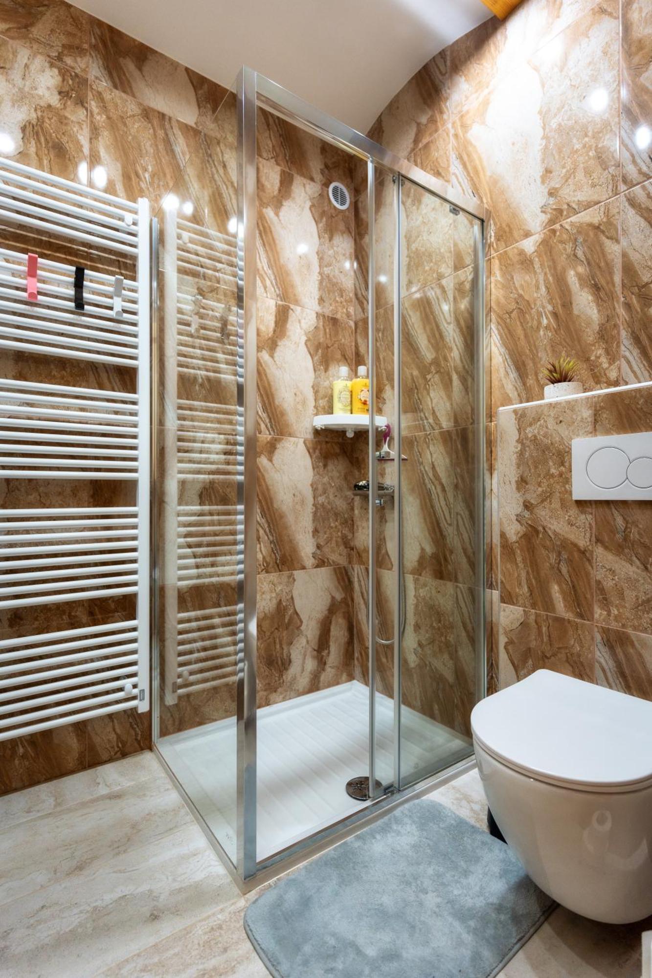 Stara Soncna Hisa Apartment Радовлица Екстериор снимка