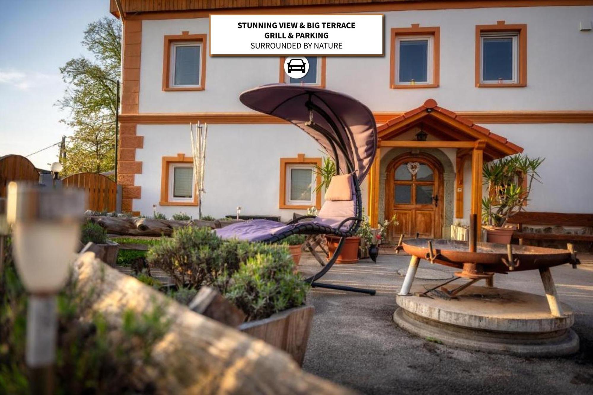 Stara Soncna Hisa Apartment Радовлица Екстериор снимка